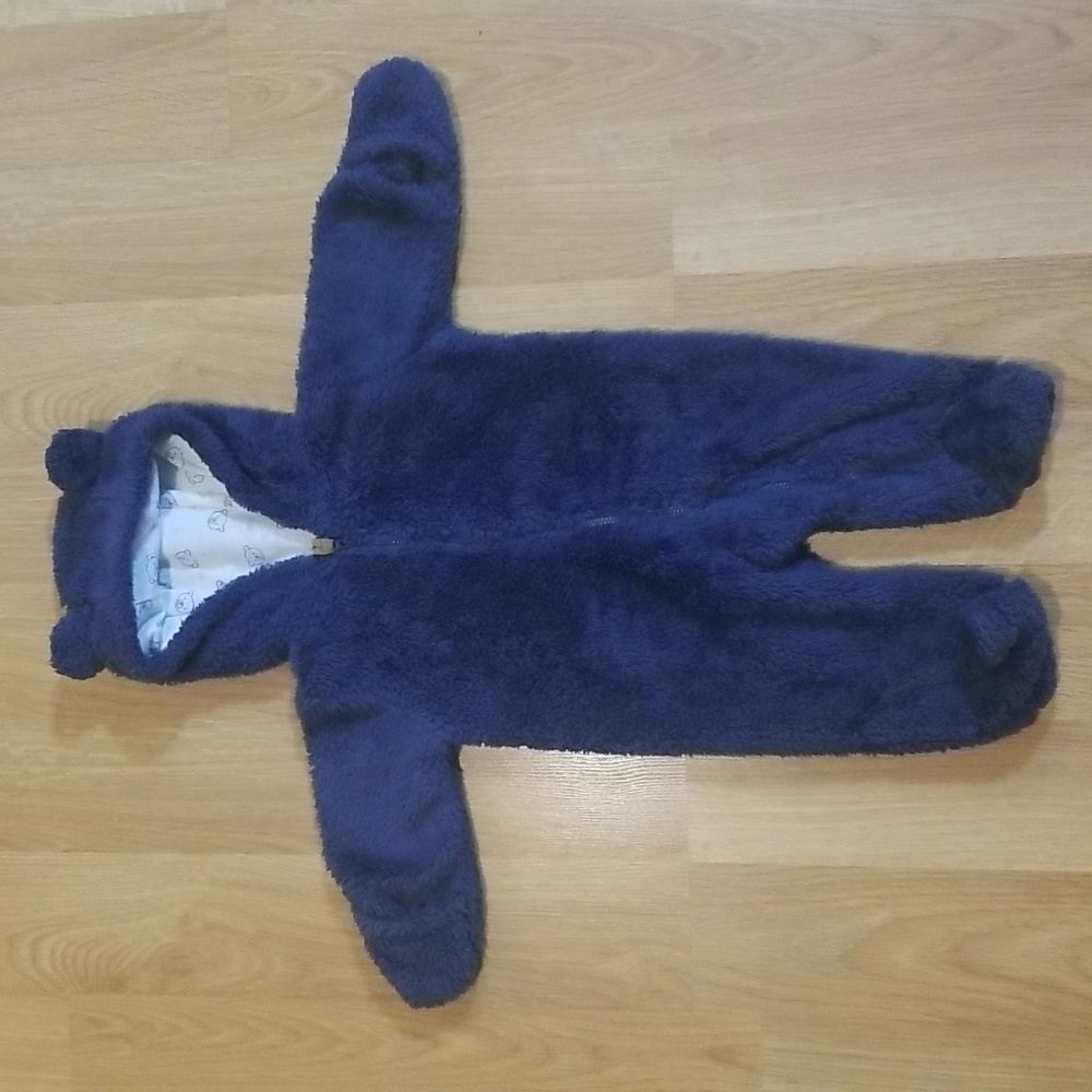 Carter's blue fuzzy bear bunting 3 months EUC